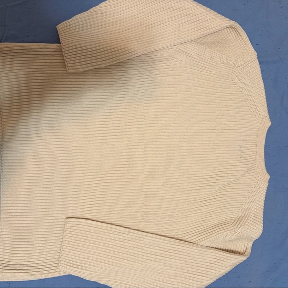 Batoner men’s solid wool rib Cream Sweater - Picture 7 of 8